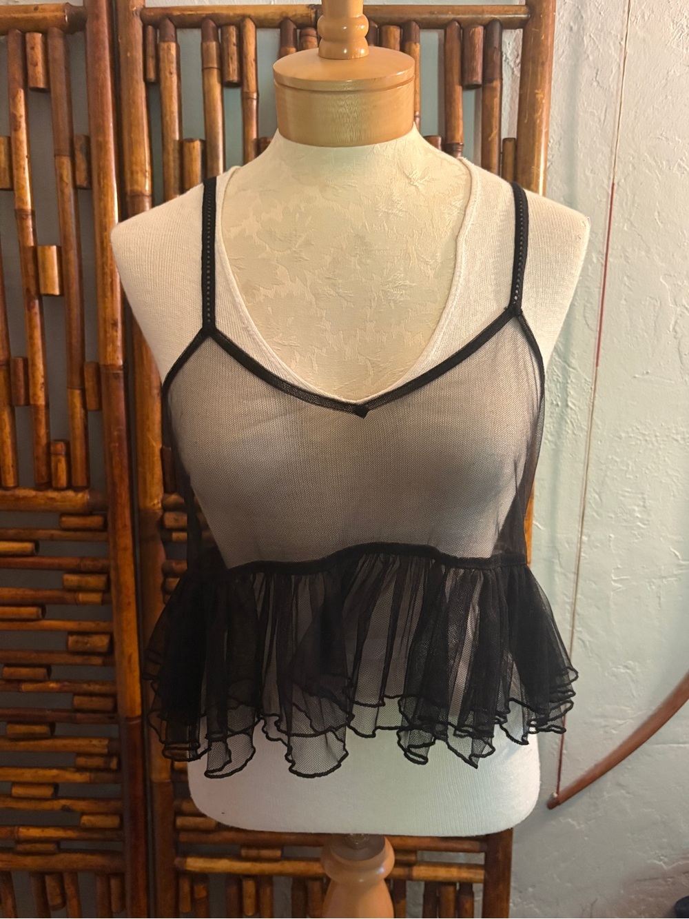 SZ M AMERICAN EAGLE BLACK TULLE RUFFLE CAMI TANK